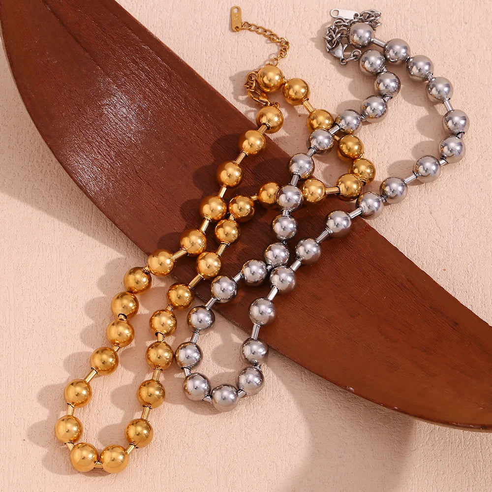 Elegant Gold Chunky Bead Necklace