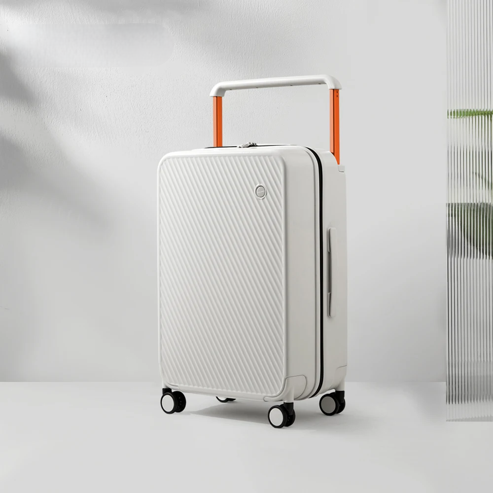 Strong Lightweight Suitcase with Easy Grip Handle