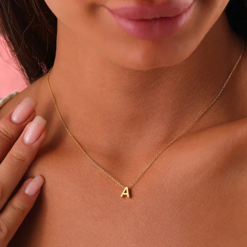 Dainty Personalized Letter Pendant Necklace - Luxicro