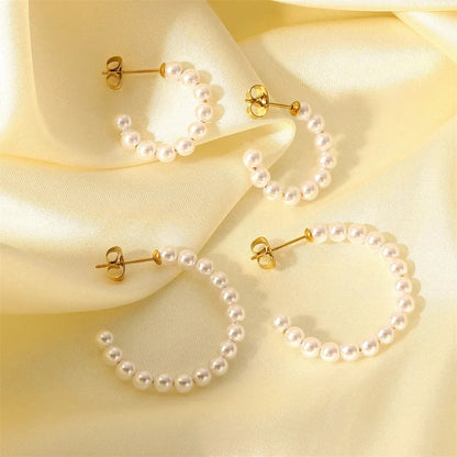 Elegant Simple White Pearl Stud Earrings