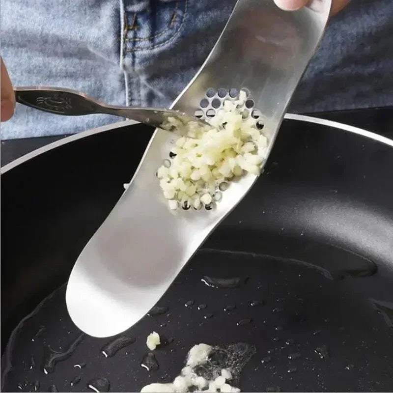 Premium Manual Garlic Crusher Stainless Steel Tool - Luxicro