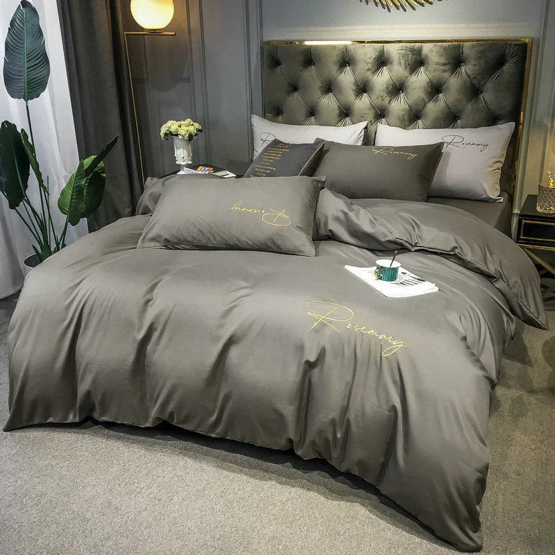 Elegant Patterned Bedding Set