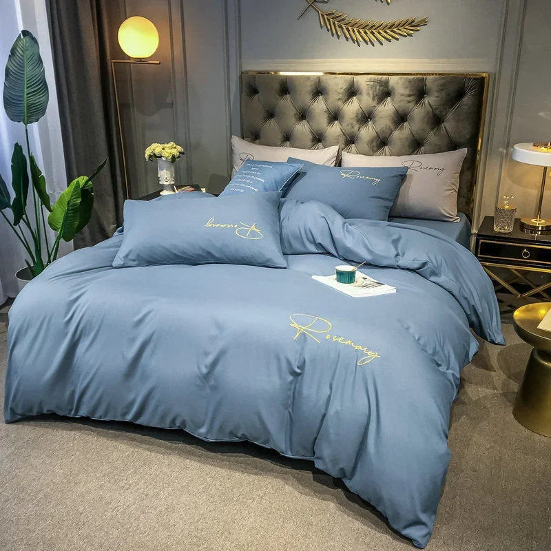 Elegant Patterned Bedding Set