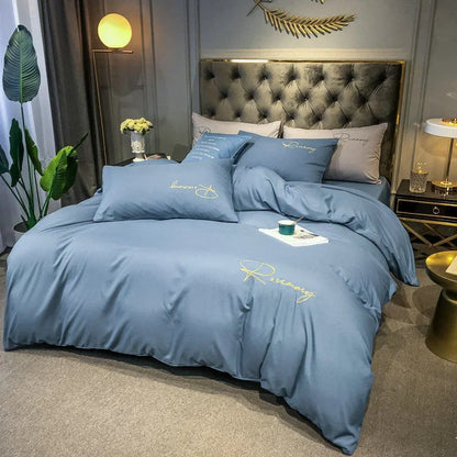 Elegant Patterned Bedding Set