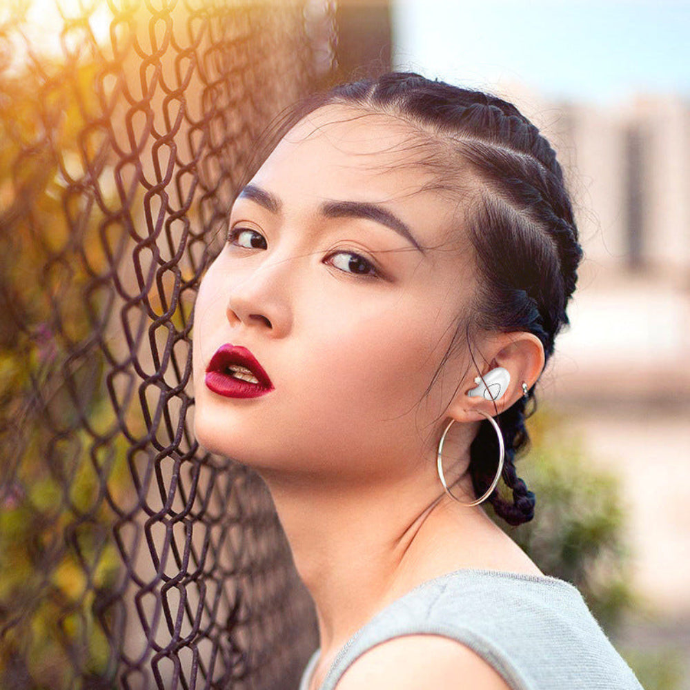 Lightweight Wireless Single Ear Headphone