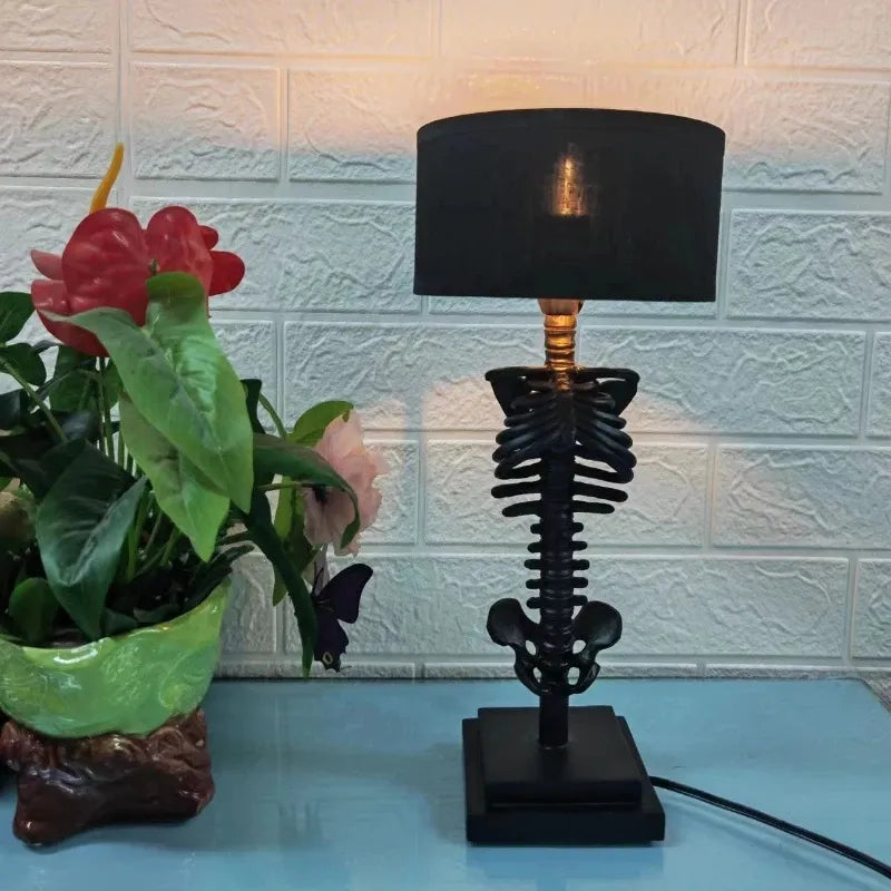 Edgy Skull Table Lamp