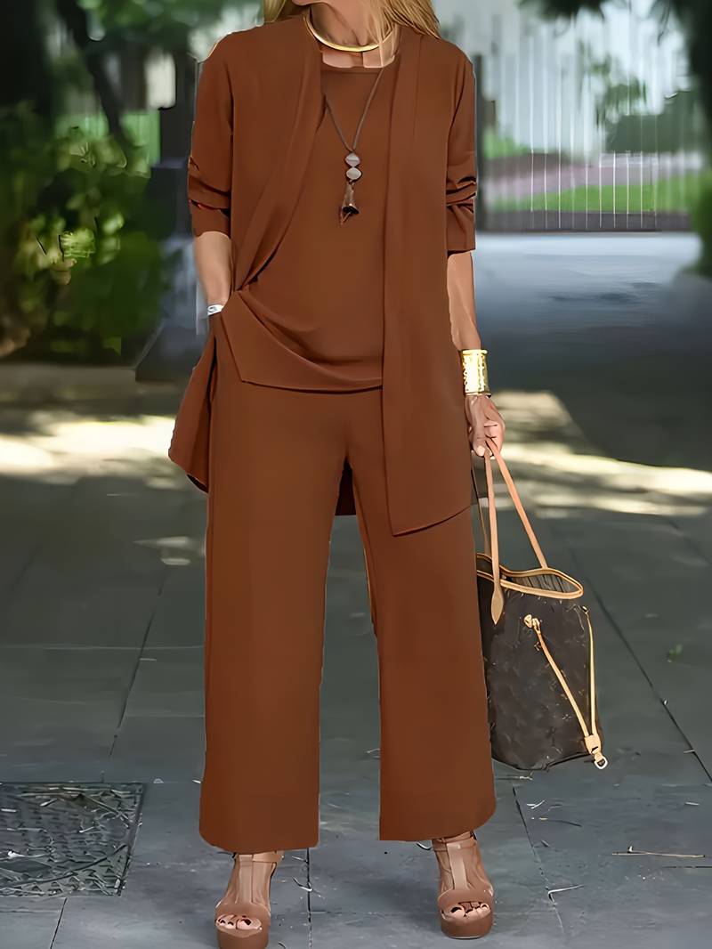 Classic 3-Piece Women's Clothing Set