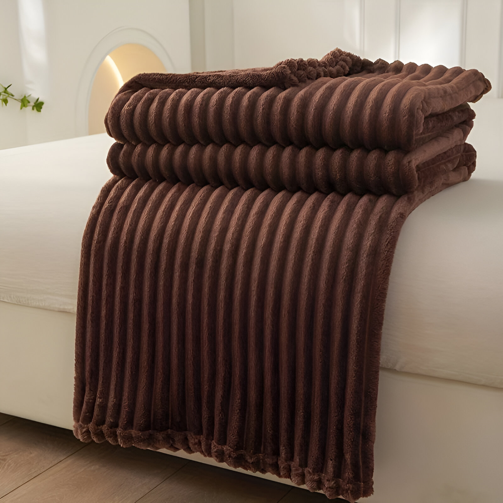 Cozy Plaid Fleece Throw Blanket Soft and Warm