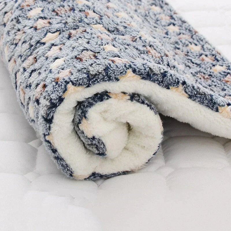 Soft Plush Pet Fleece Blanket Sofa Throw