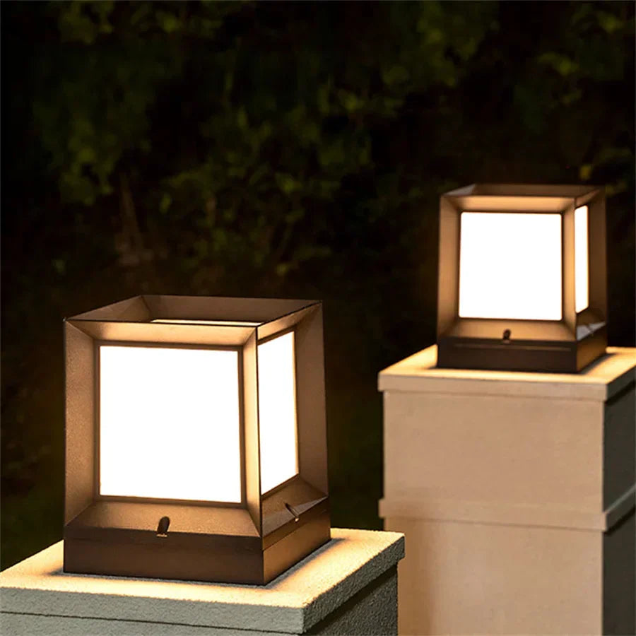 Bright Solar Powered Driveway Lamp - Luxicro