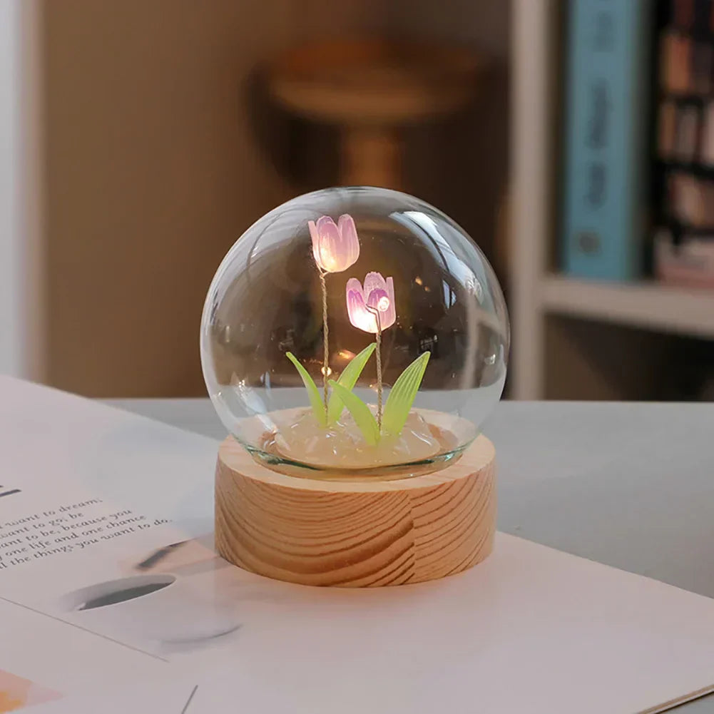 Elegant Floral Table Lamp – Classic Home Lighting
