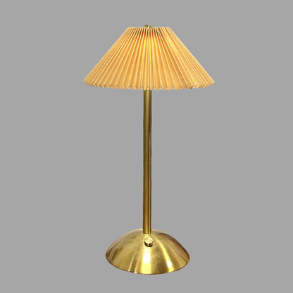 Cozy Nordic Table Lamp - Luxicro