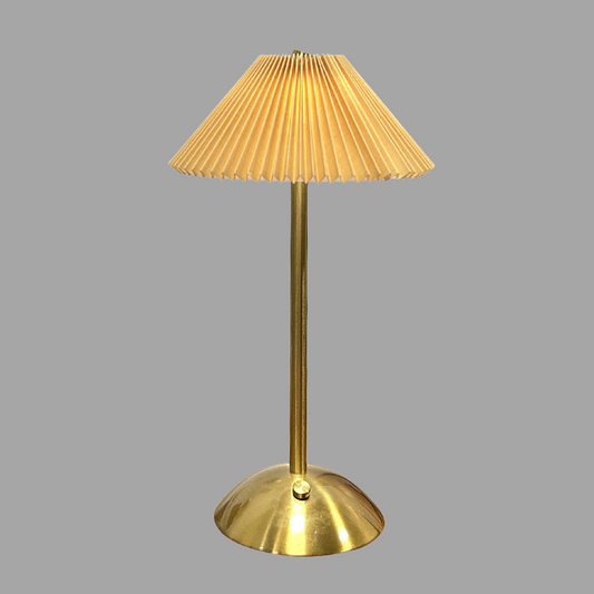 Cozy Nordic Table Lamp - Luxicro