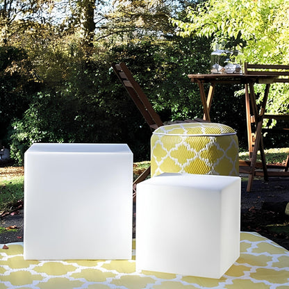 Contemporary Square Garden Light