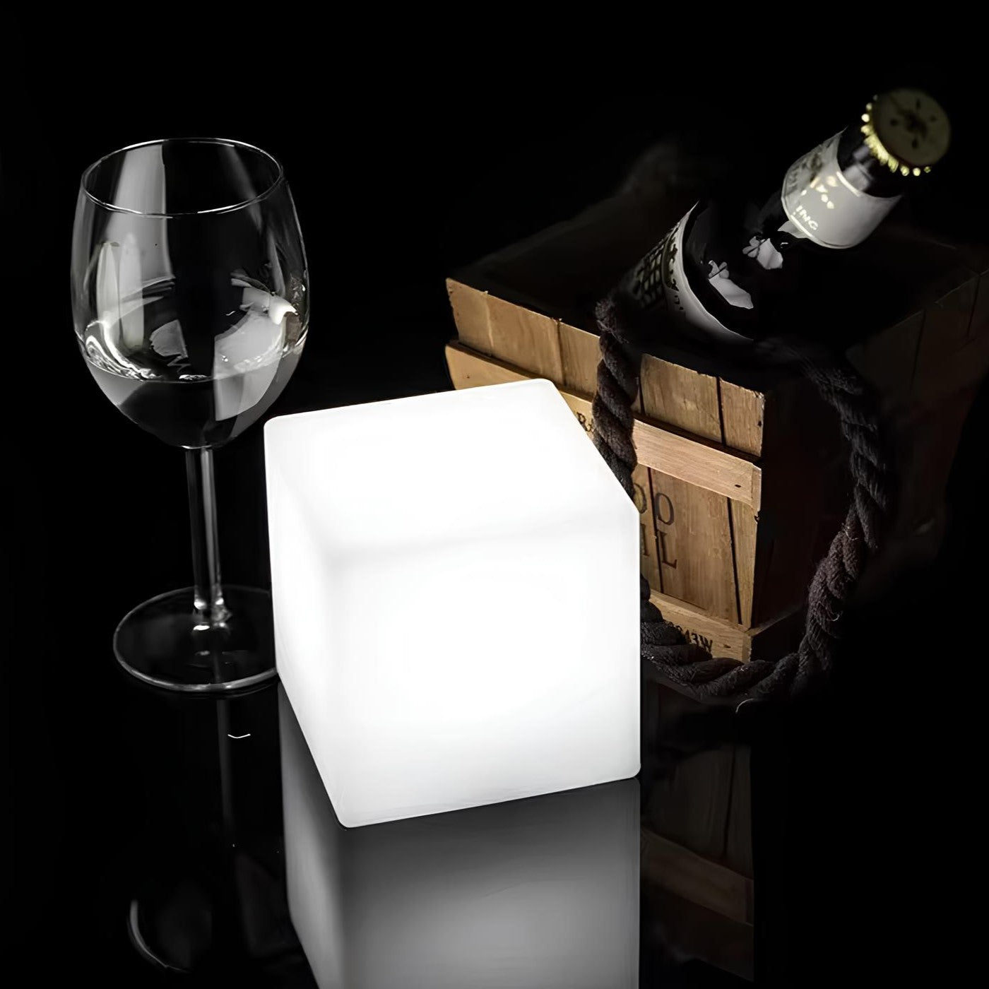 Contemporary Square Garden Light