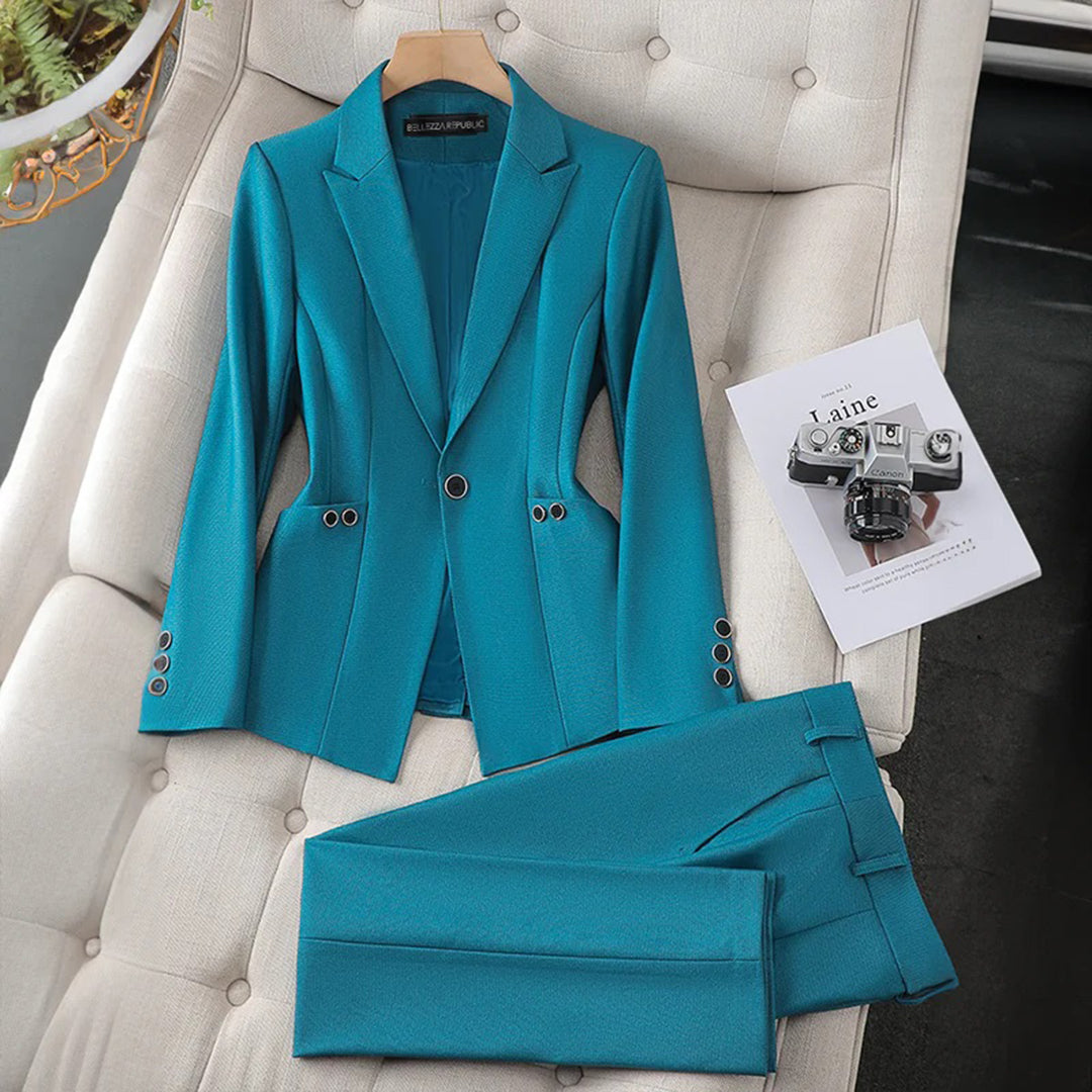 Elegant Ladies' Blazer - Timeless Fit, Premium Fabric - Luxicro
