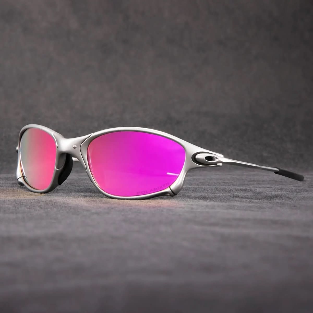 Polarized Sunglasses for Reduced Eye Strain