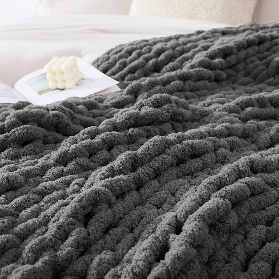 Luxurious Down Alternative Cozy Duvet with Durable Sewing