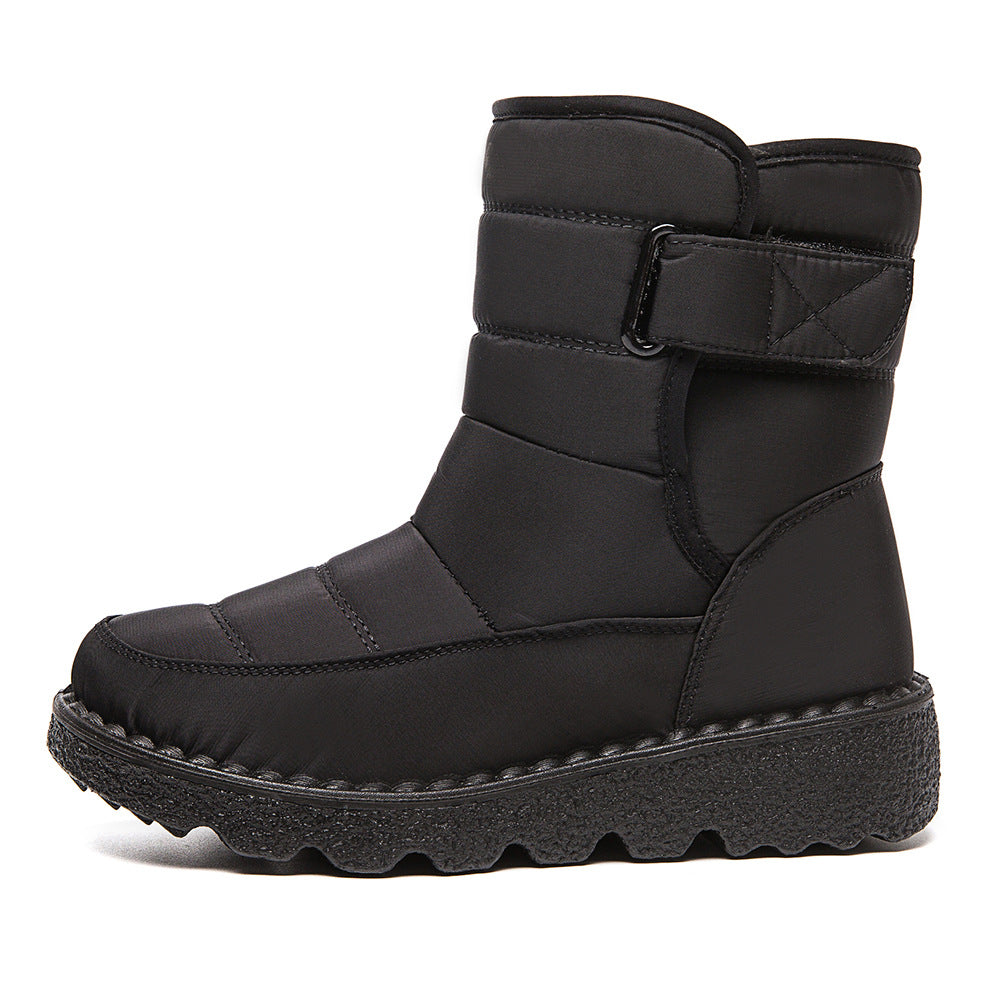 Insulated Snow Boots for Women - Warm and Waterproof