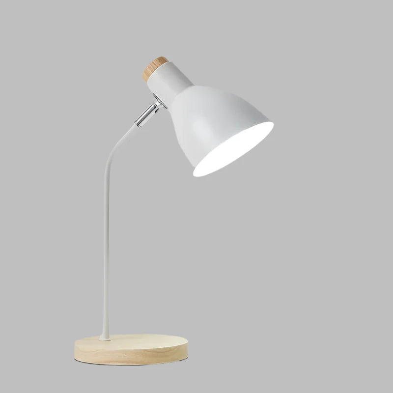Traditional Wood Table Lamp - Luxicro