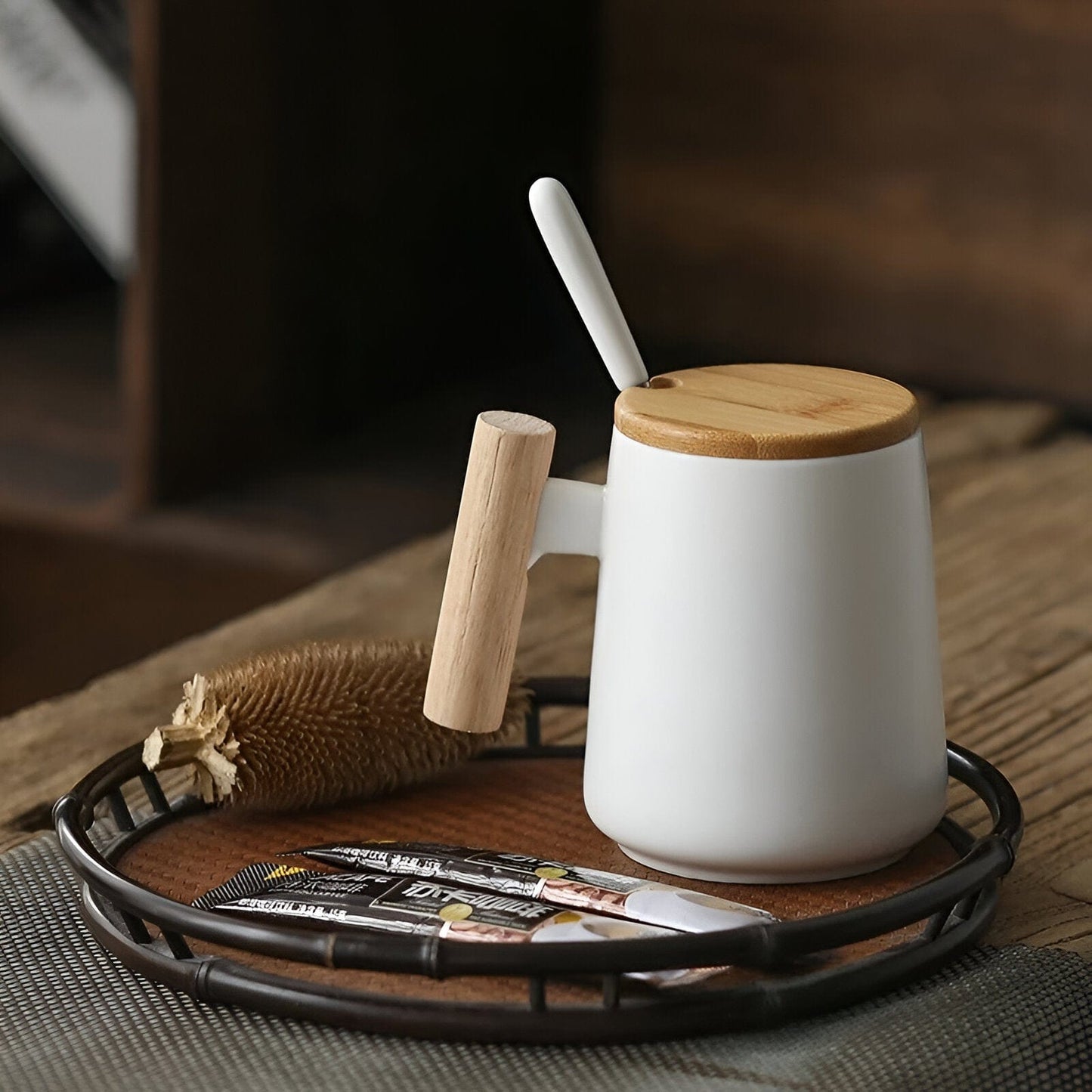 Natural Handle Porcelain Coffee Cup