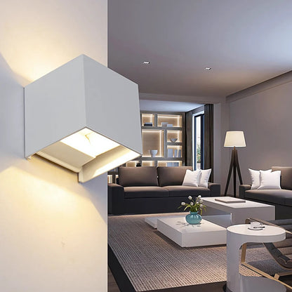 Automatic Motion Activated LED Wall Lamp