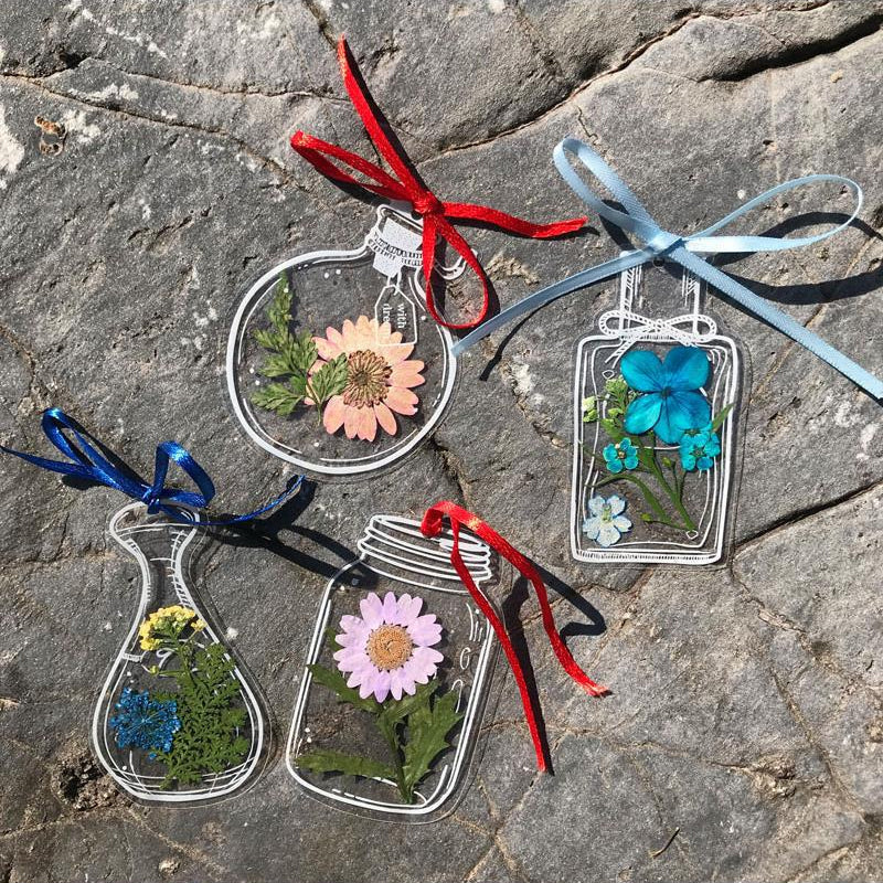 Delicate Flower Design Bookmark - Luxicro