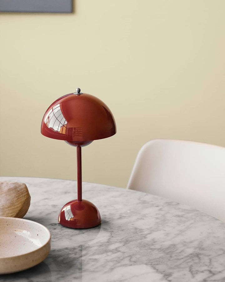 Stylish Desk Light - Contemporary Home Lamp