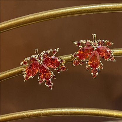 Delicate Leaf Shaped Dainty Necklace