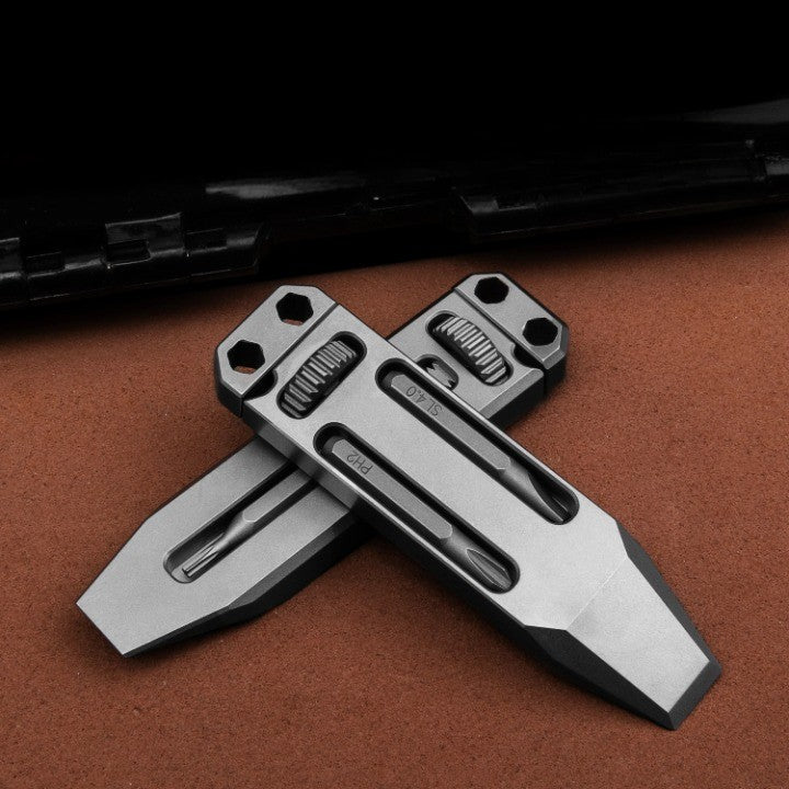 Travel Folding Outdoor Survival Tool Set - Luxicro