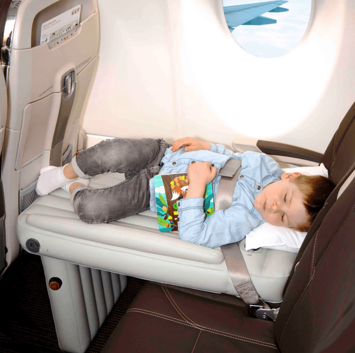 Portable Kids Airplane Bed – Inflatable Travel Mattress