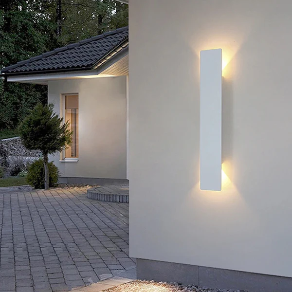 Weatherproof LED Wall Light IP65 Outdoor Strip