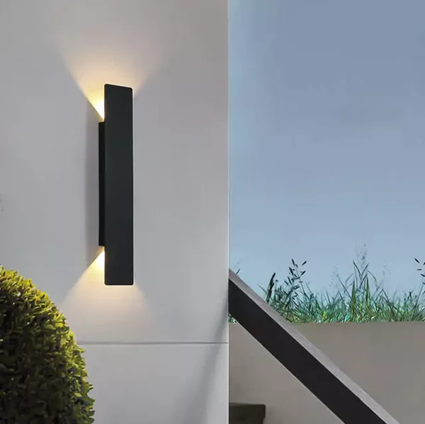 Weatherproof LED Wall Light IP65 Outdoor Strip