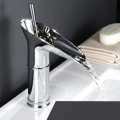 Stylish Bronze One Handle Bath Sink Faucet