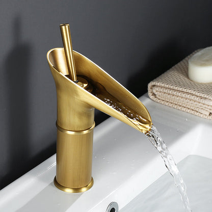 Stylish Bronze One Handle Bath Sink Faucet