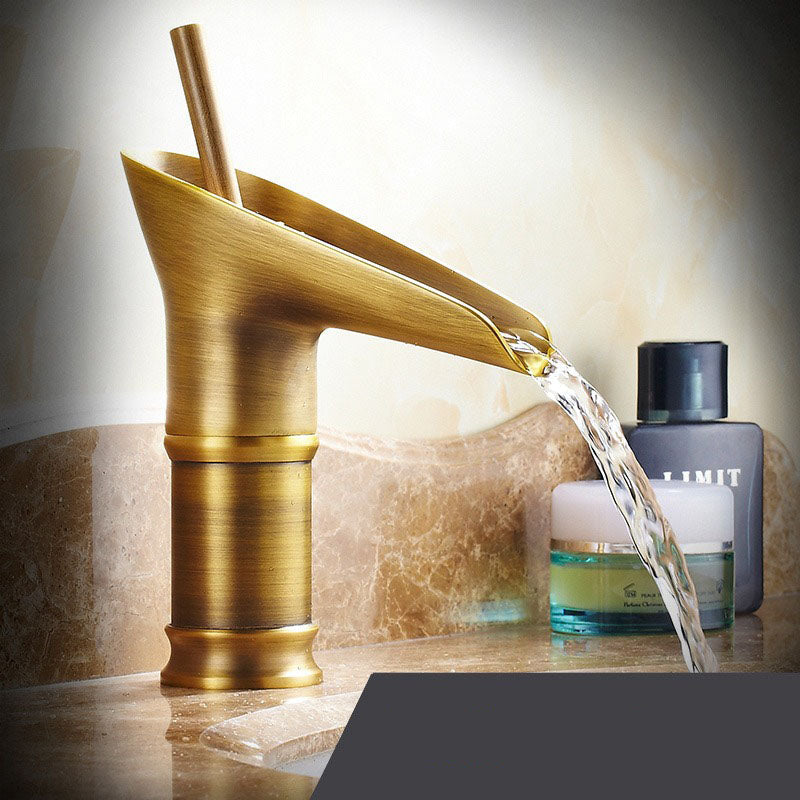 Stylish Bronze One Handle Bath Sink Faucet - Luxicro