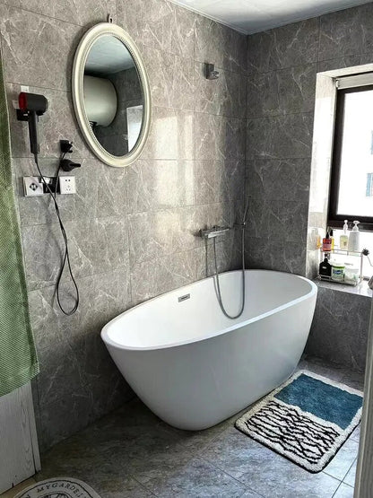 Plush Bathroom Mat with Grip Backing
