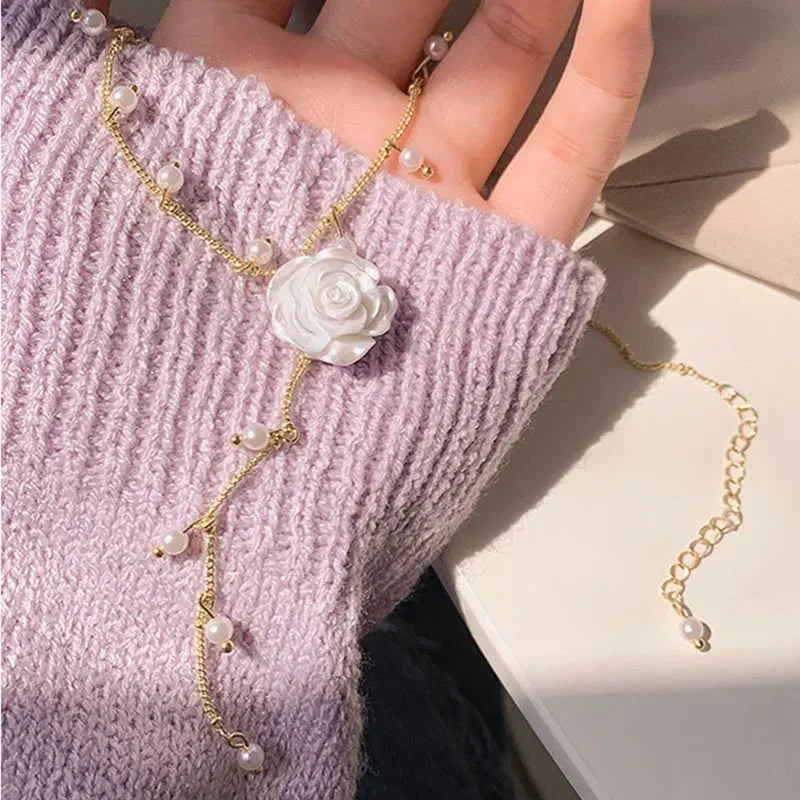 Delicate Fresh Bloom Pendant Necklace