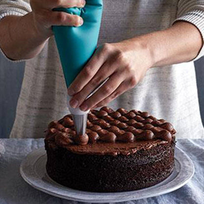 Deluxe Cake Decorating Tool Set (16pcs)