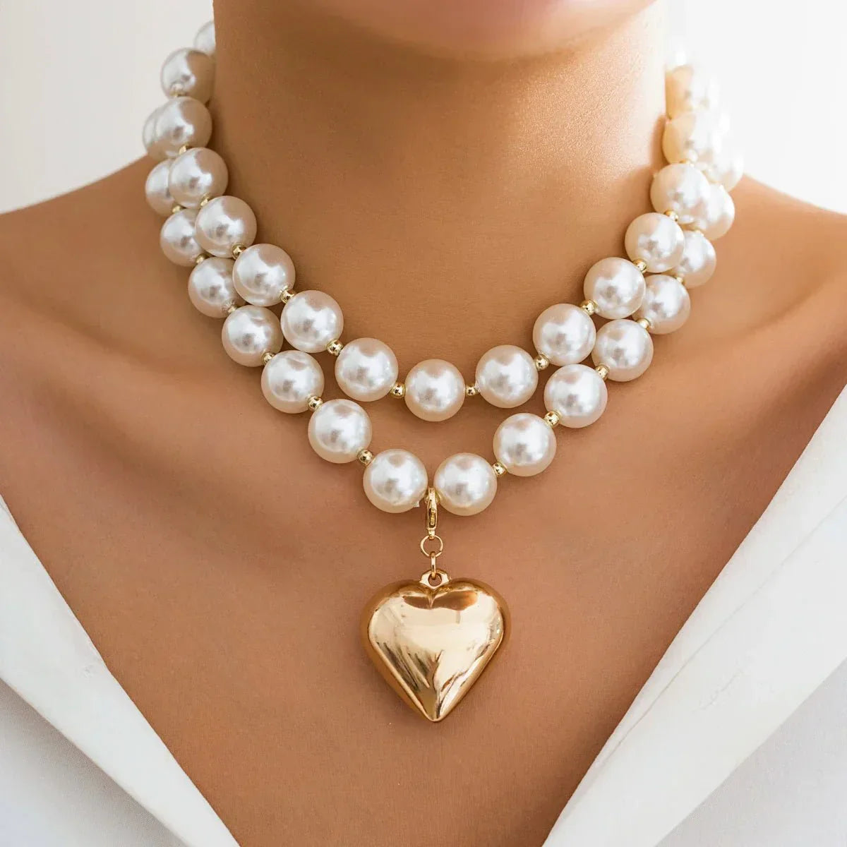 Beautiful Triple Strand Pearl Pendant Necklace - Luxicro