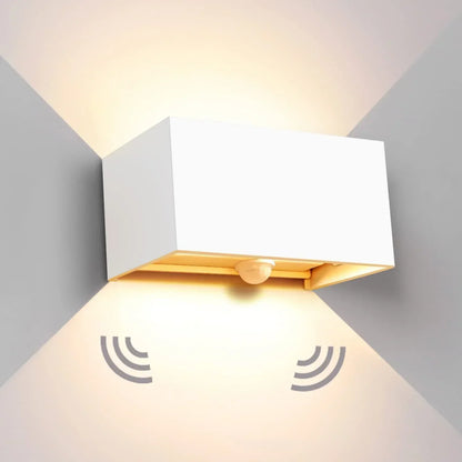 Automatic Outdoor Solar Lamp