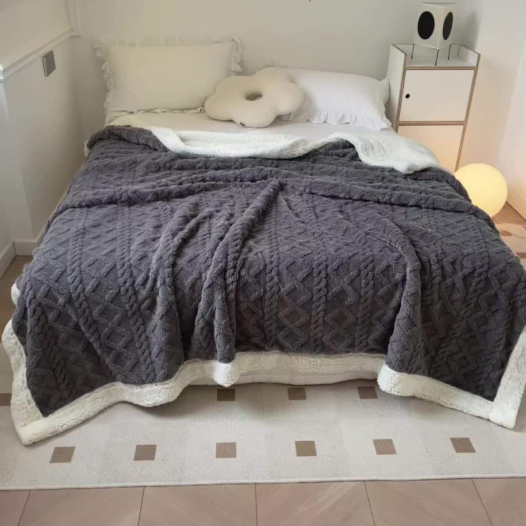 Cozy Plush Throw Blanket for Home Decor