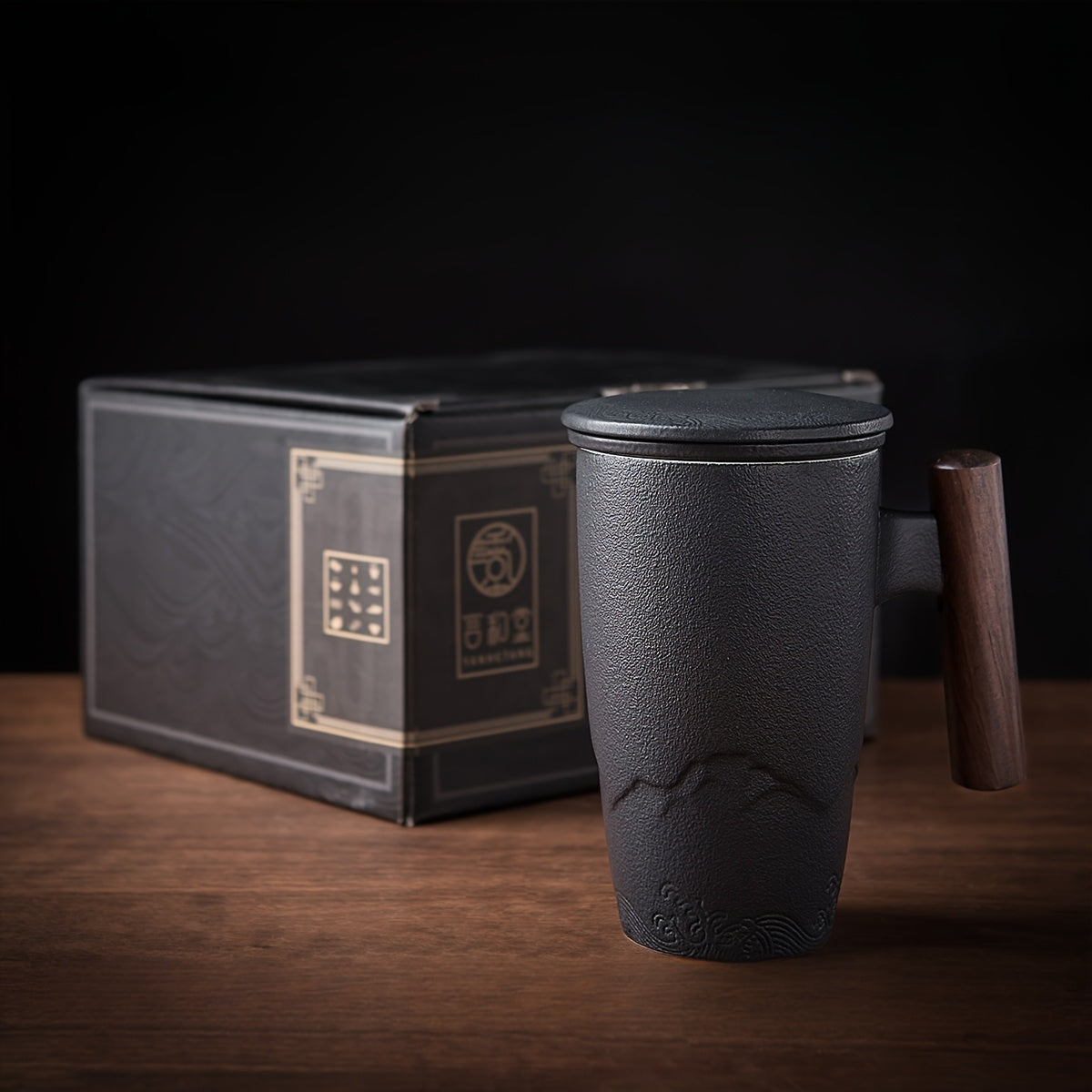Classic Ceramic Tea Cup with Strainer and Handle
