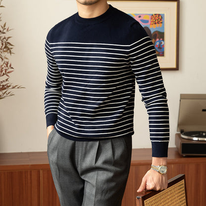Cozy Traditional Men's Crew Neck Sweater
