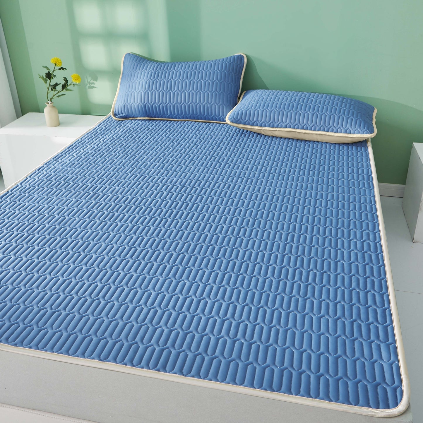 Cool Gel Mattress Topper Set - Ventilated & Portable Bed Pad - Luxicro