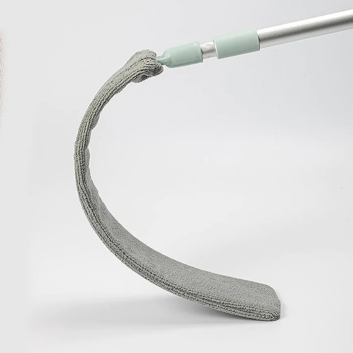 Long Reach Flexible Vacuum Cleaner