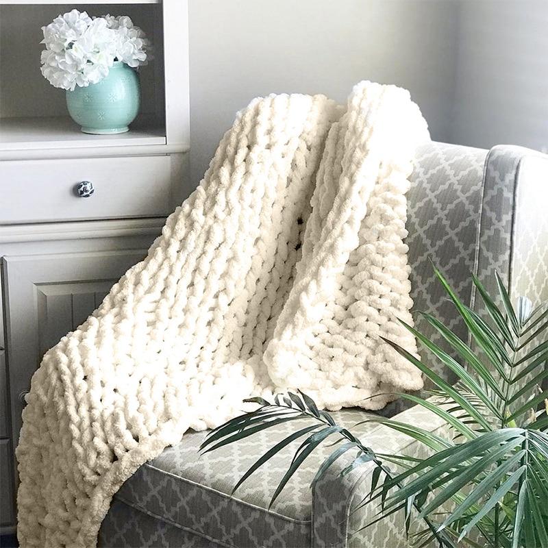 Cozy Thick Knitted Throw Blanket for Home Decor - Luxicro