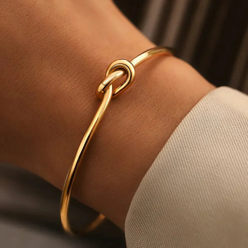 Classic Woven Leather Cuff - Luxicro