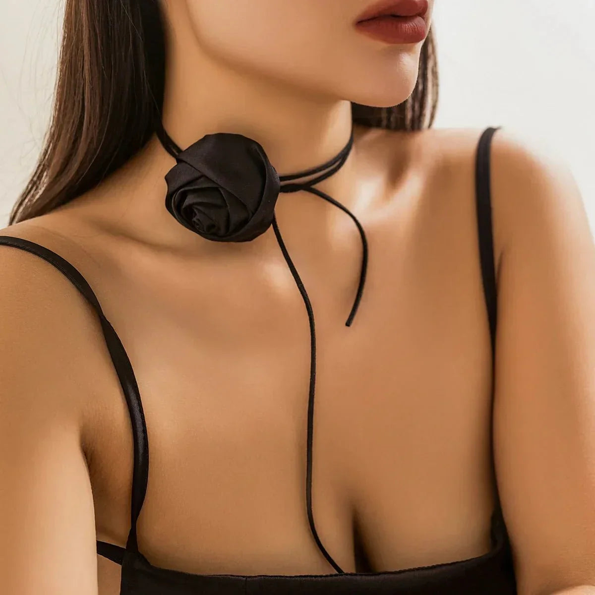 Beautiful Rose Gold Chain Choker Necklace