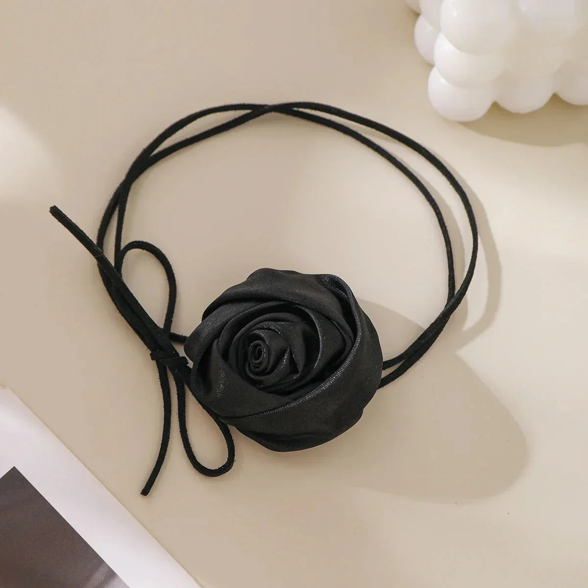 Beautiful Rose Gold Chain Choker Necklace